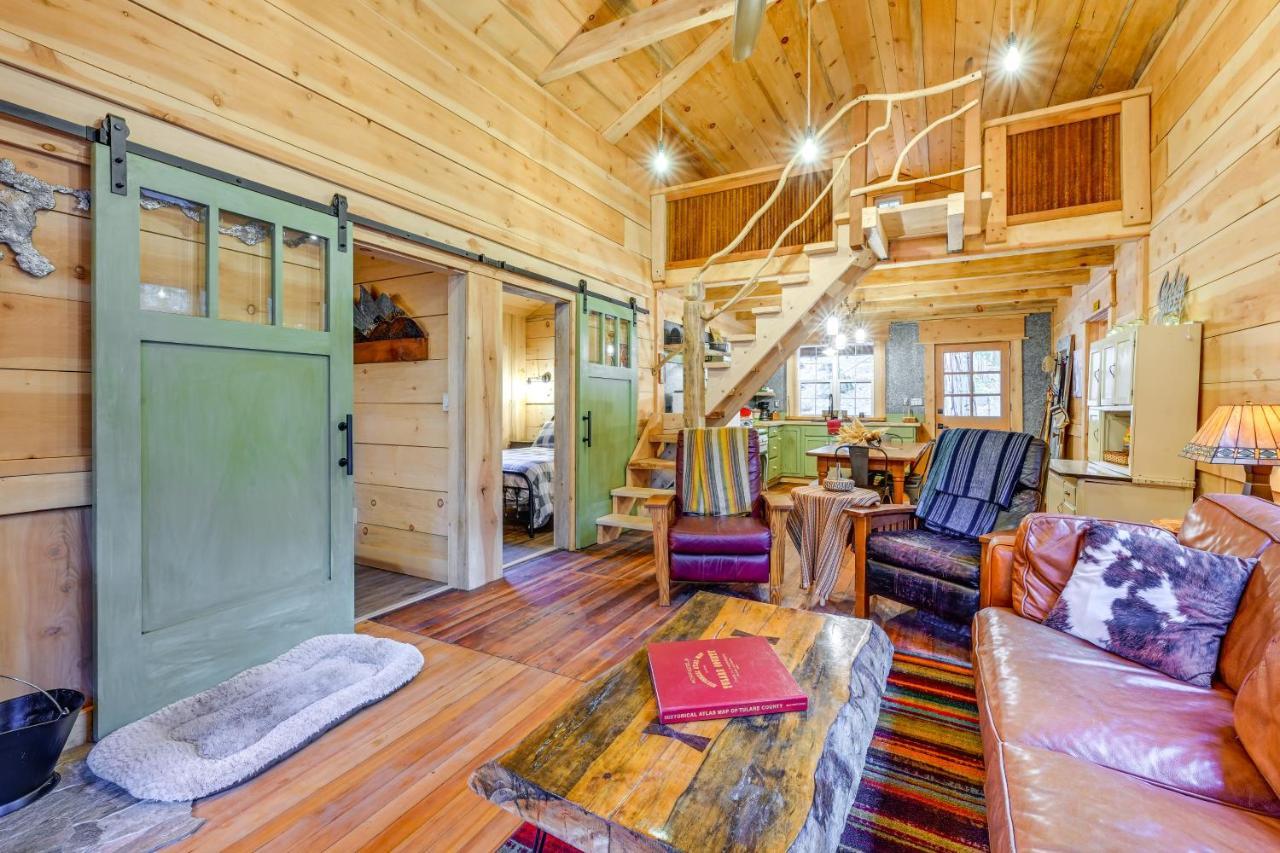 Enchanting Creekside Cabin Near Kings Canyon Park! Badger Kültér fotó