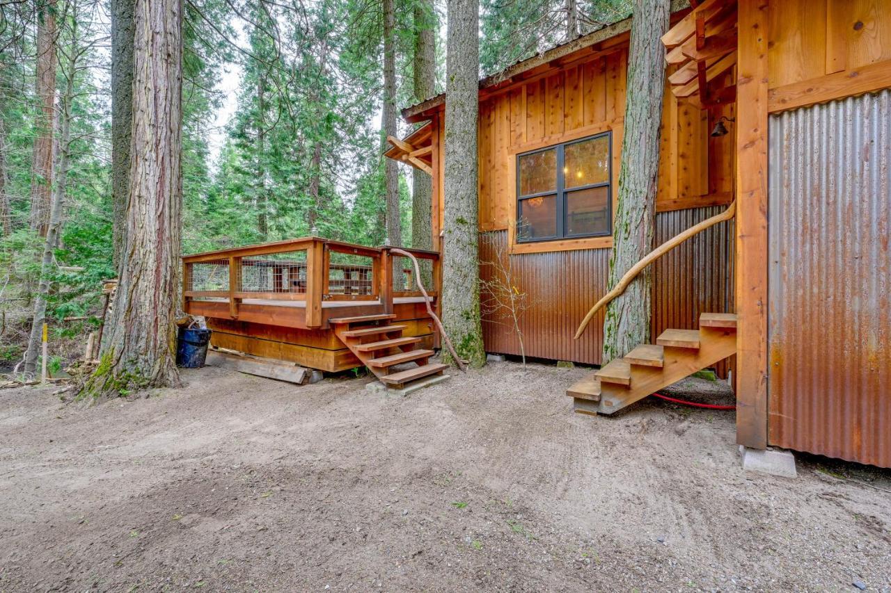 Enchanting Creekside Cabin Near Kings Canyon Park! Badger Kültér fotó