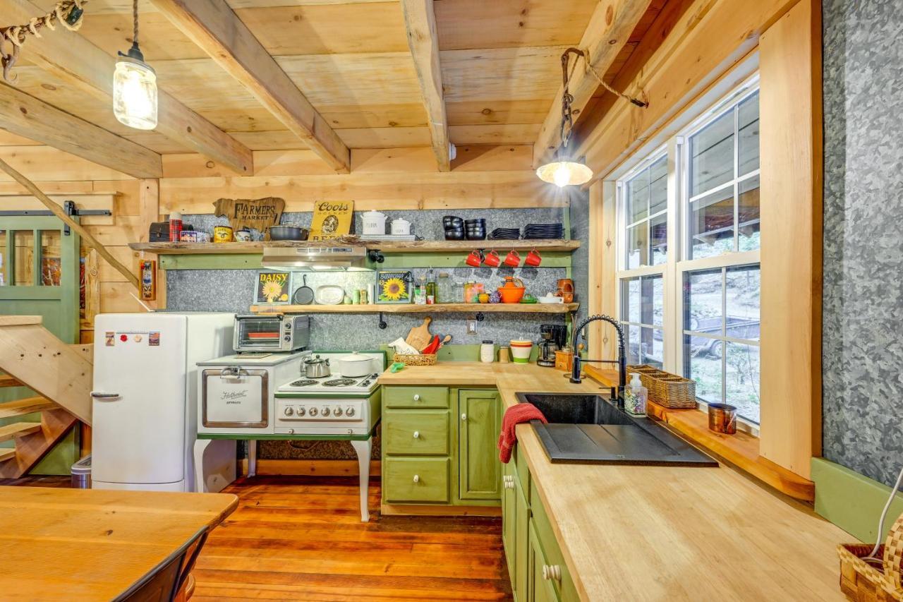 Enchanting Creekside Cabin Near Kings Canyon Park! Badger Kültér fotó